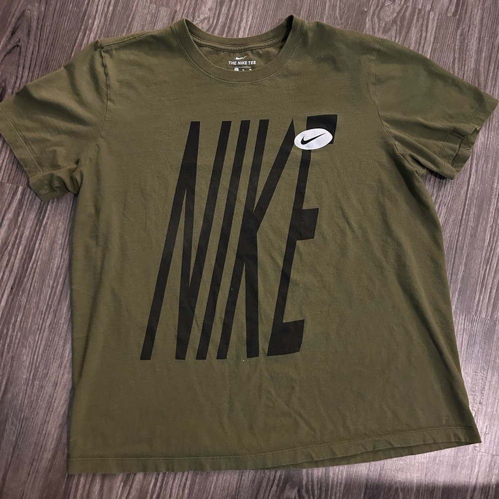 Nike XL T-Shirt